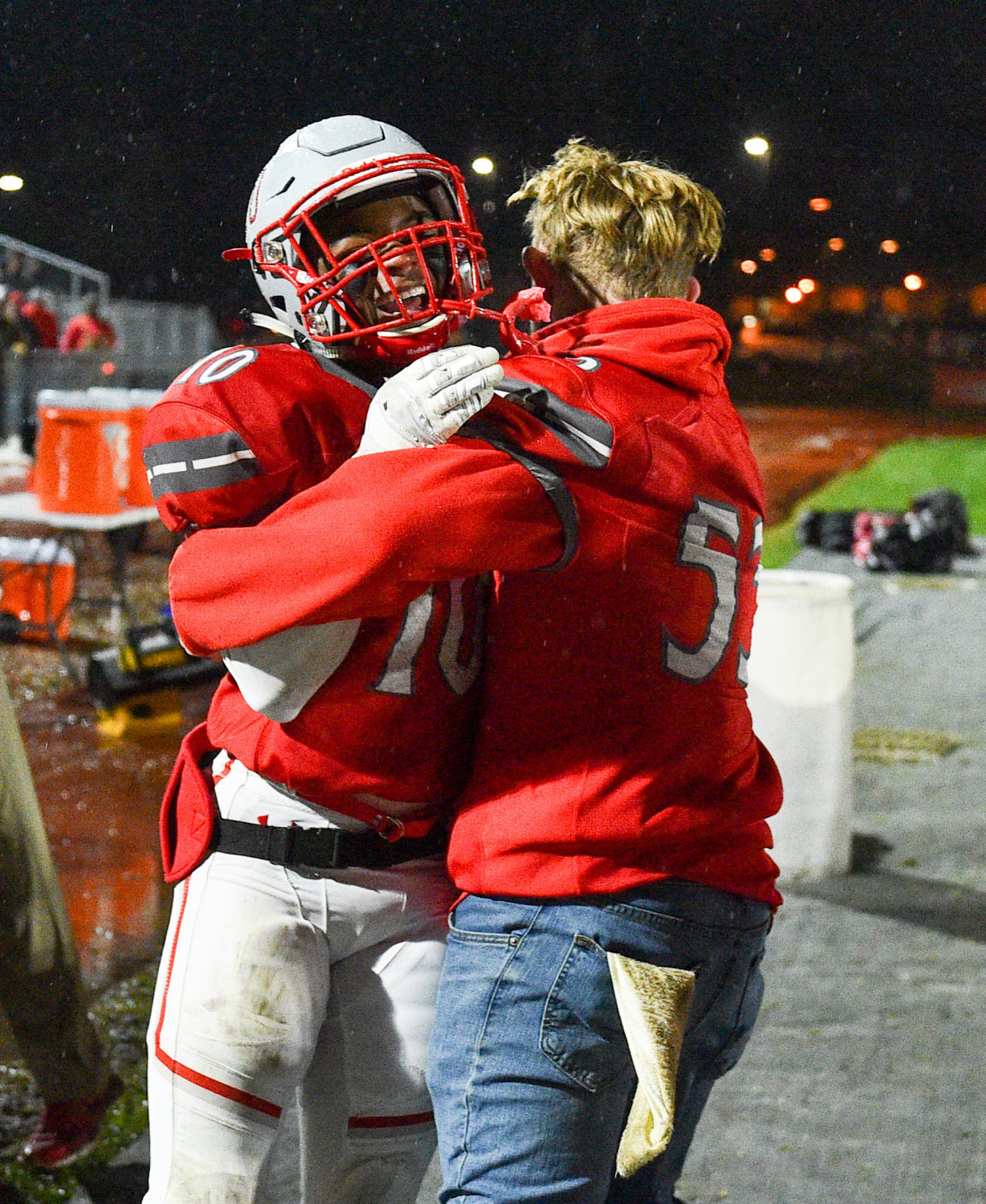 110119-qct-spt-ns-xavier-fball-061a.jpg